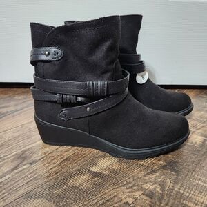 NWT Joe Boxer Black Ankle Boots with Strap Accents